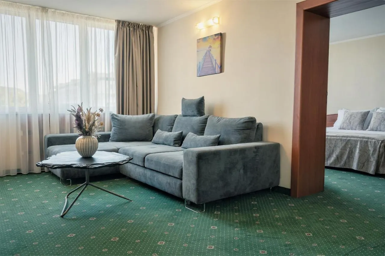 Hotel Orbita Varna 2*,